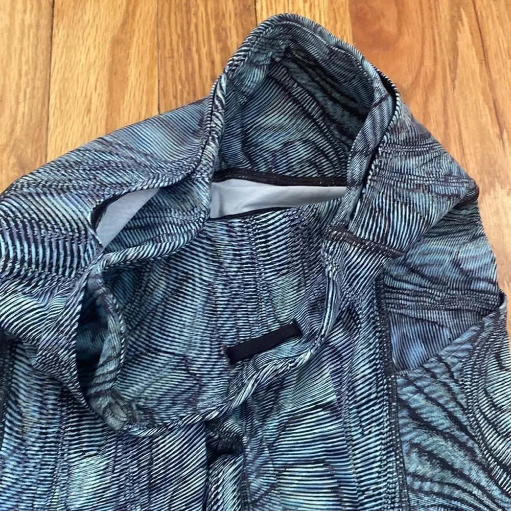 Lululemon sz 2 Fast and Free Tight 25" *Non-Reflective Nulux blue EUC - Picture 4 of 14